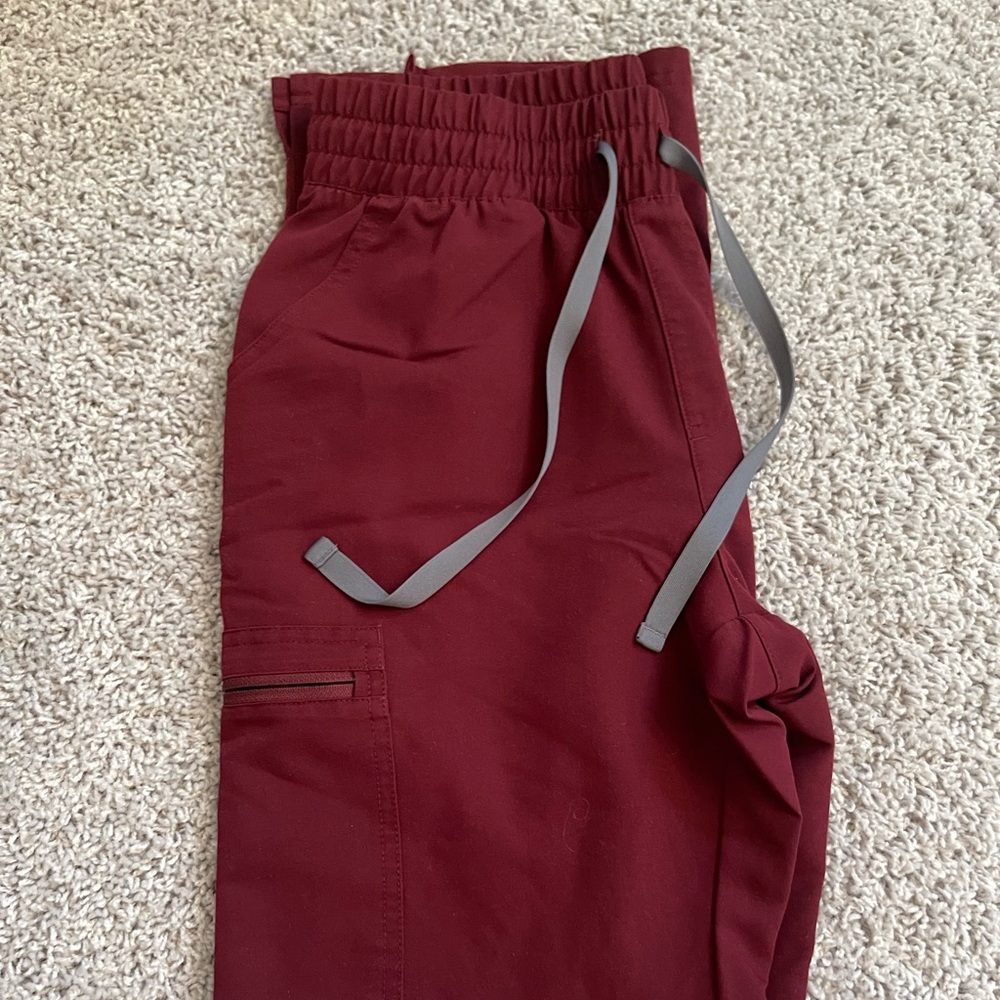 FIGS Maroon High Waisted Yola XS